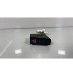 Bouton de warning SUZUKI SWIFT 4 Photo n°1