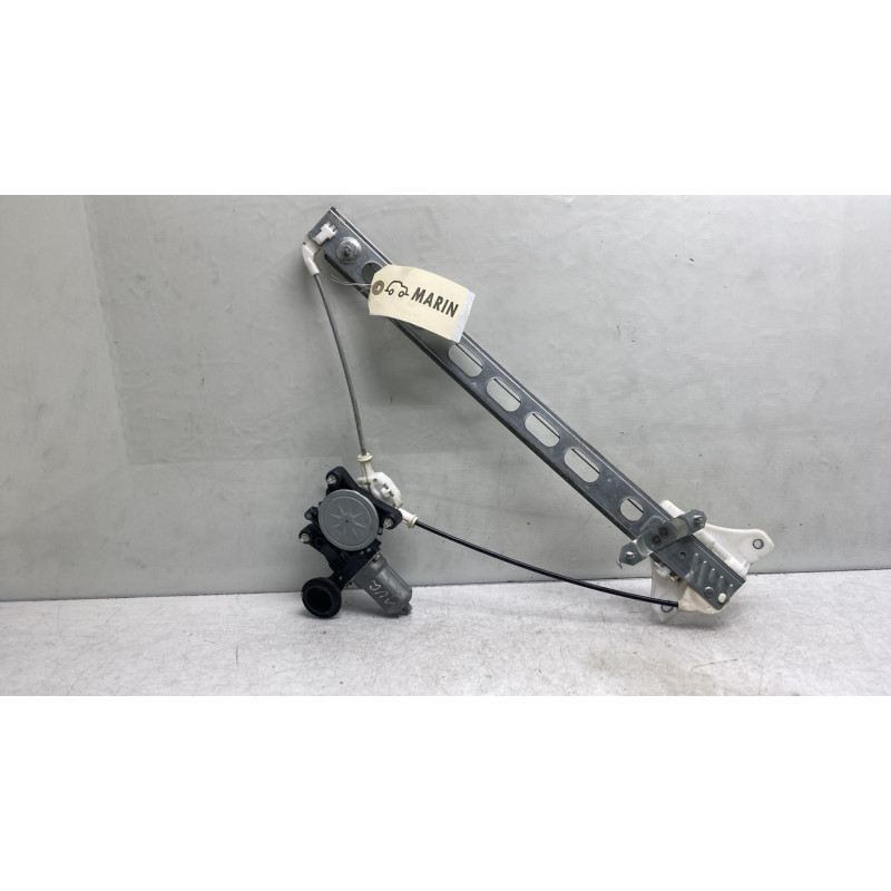 Leve vitre electrique avant gauche SUZUKI SWIFT 4 Photo n°7