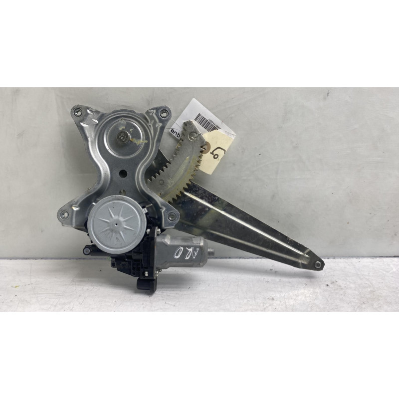 Leve vitre electrique arriere droit SUZUKI SWIFT 4 Photo n°3