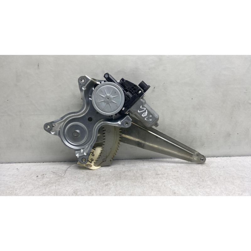 Leve vitre electrique arriere gauche SUZUKI SWIFT 4 Photo n°3