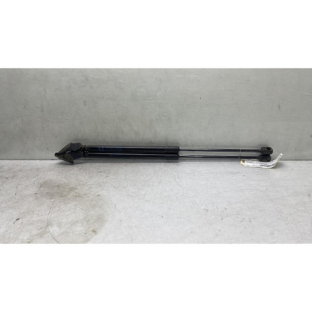 Verin de coffre SUZUKI SWIFT 4