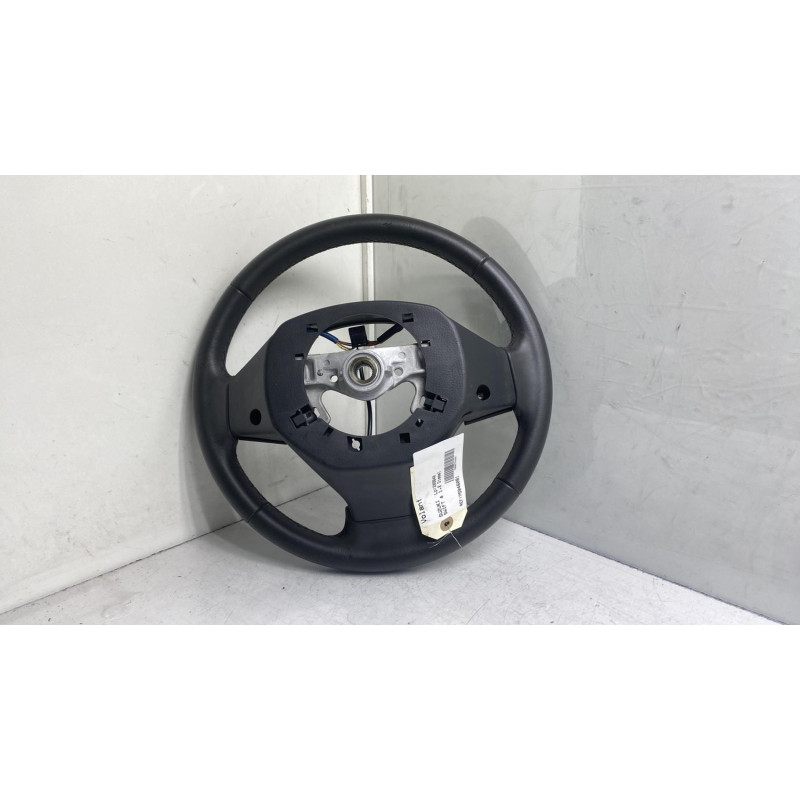 Volant SUZUKI SWIFT 4 Photo n°1