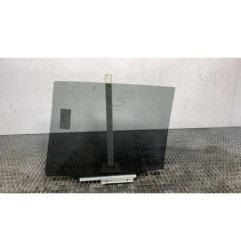 Vitre arriere droit TOYOTA RAV4 3