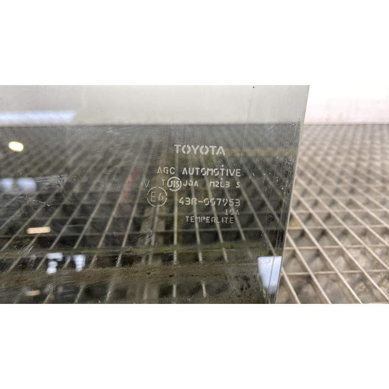Vitre arriere droit TOYOTA RAV4 3 Photo n°5