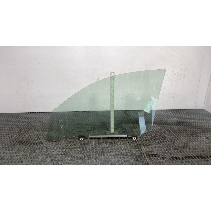 Vitre avant droit TOYOTA RAV4 3 Photo n°3