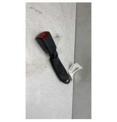 Attache ceinture arriere gauche TOYOTA RAV4 3