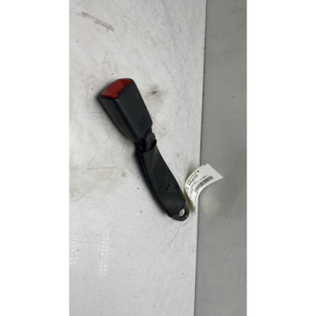 Attache ceinture arriere gauche TOYOTA RAV4 3