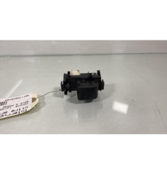 Interrupteur de leve vitre arriere droit TOYOTA RAV4 3