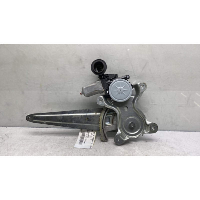 Leve vitre electrique arriere droit TOYOTA RAV4 3 Photo n°1