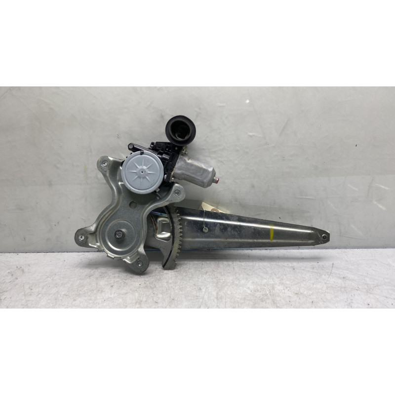 Leve vitre electrique arriere gauche TOYOTA RAV4 3 Photo n°3