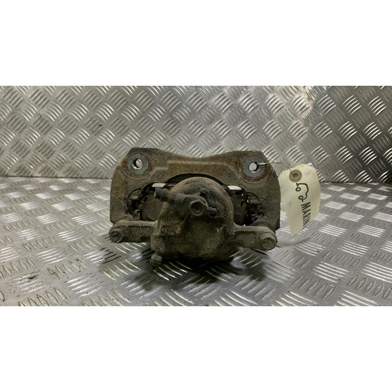 Etrier avant droit (freinage) TOYOTA RAV4 3 Photo n°1