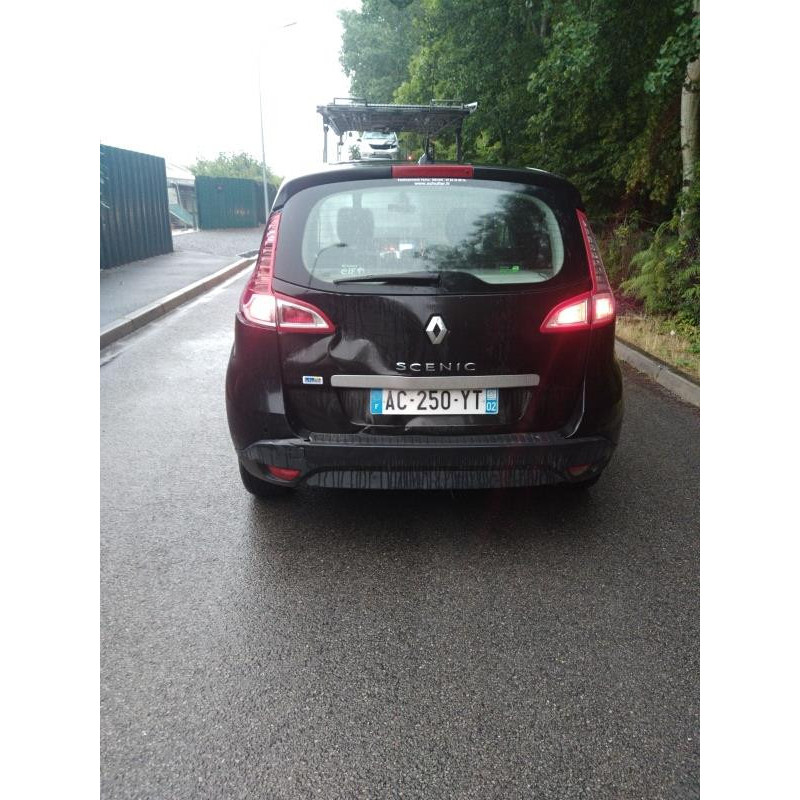 Pretensionneur de ceinture avant droit RENAULT SCENIC 3 Photo n°15