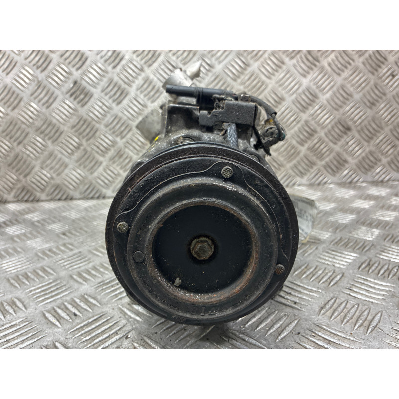 Compresseur clim BMW SERIE 4 F32 Photo n°4