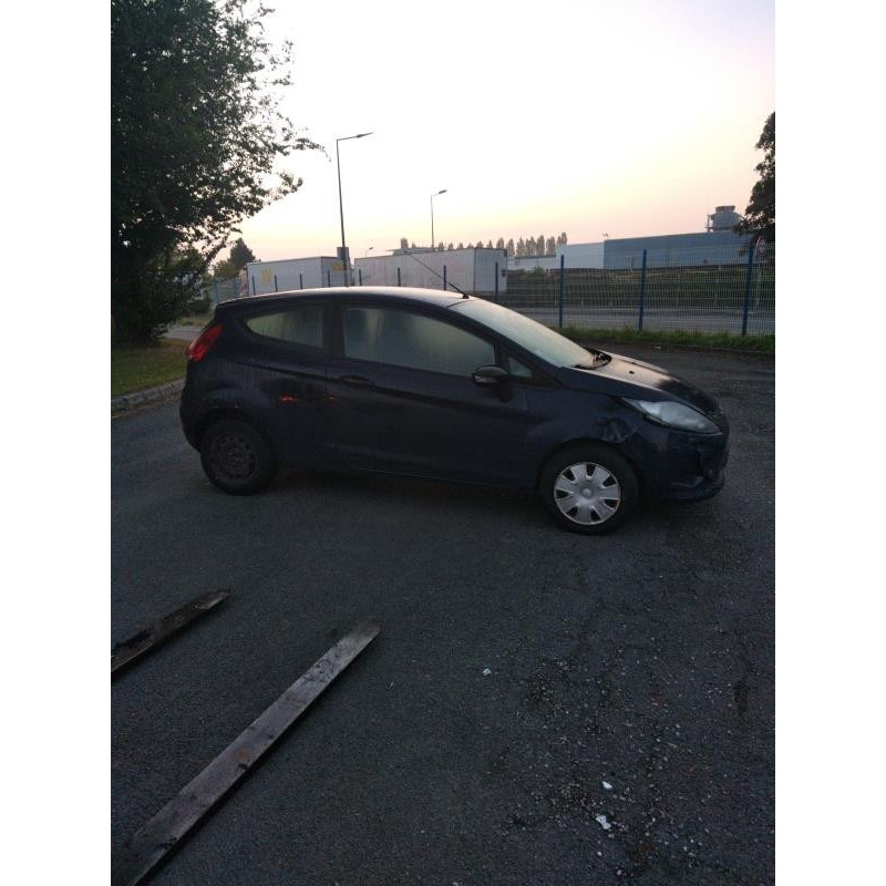 Pare boue avant gauche FORD FIESTA 6 Photo n°14