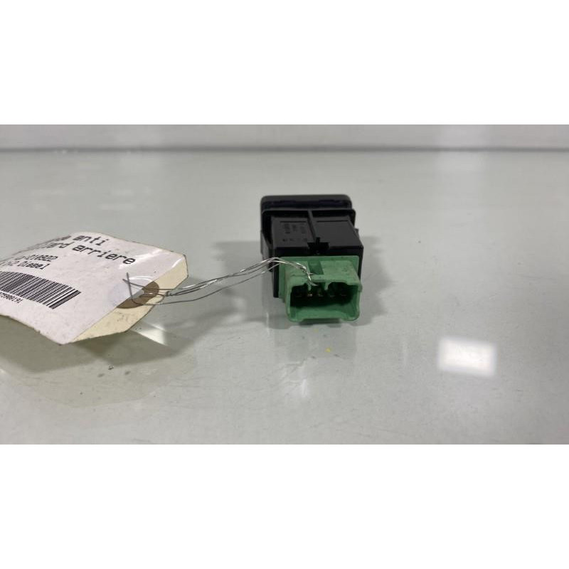 Commande anti brouillard arriere SUZUKI SWIFT 3 Photo n°3