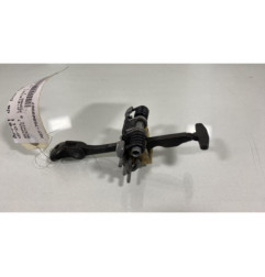 Arret de porte avant droit RENAULT SCENIC 3