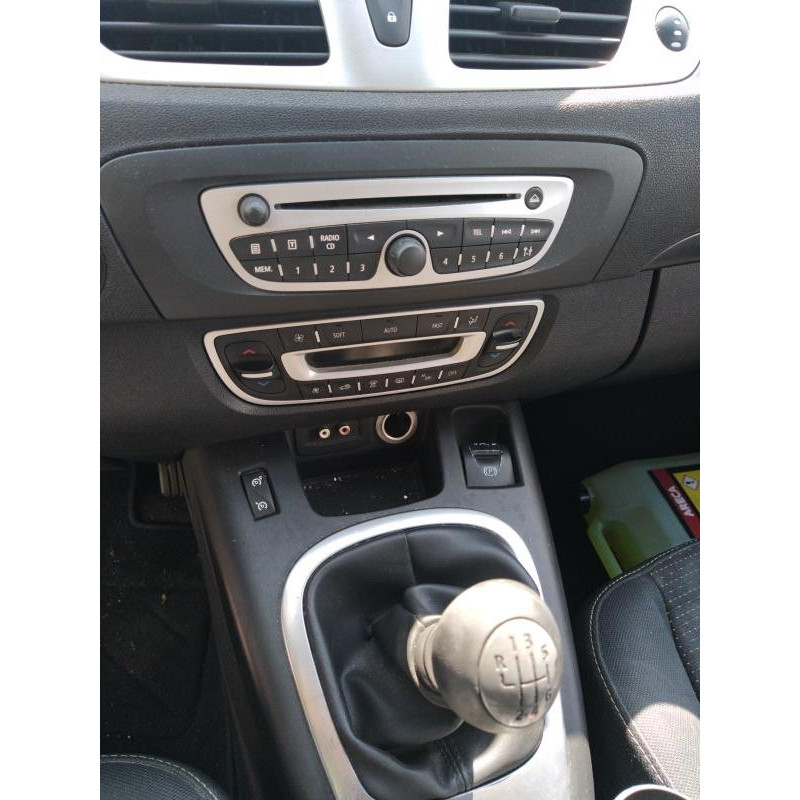 Arret de porte avant gauche RENAULT SCENIC 3 Photo n°17