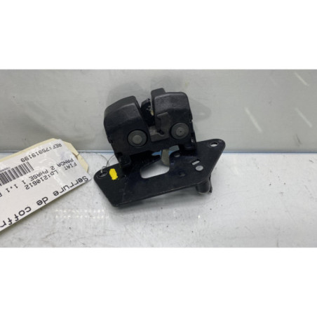 Serrure de coffre FIAT PANDA 2