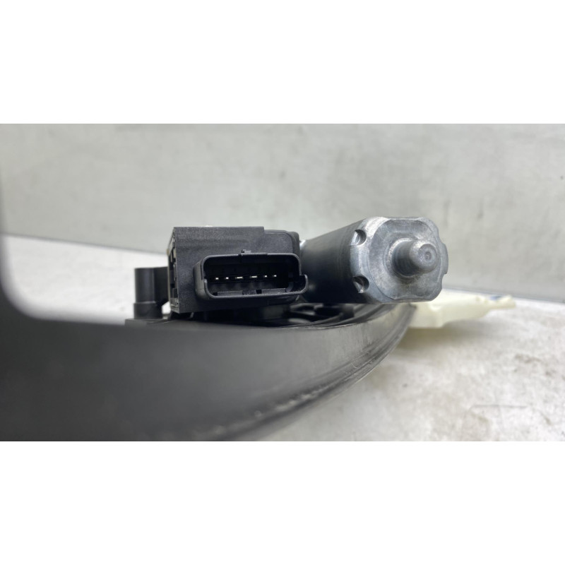 Leve vitre electrique arriere droit PEUGEOT 3008 2 Photo n°1