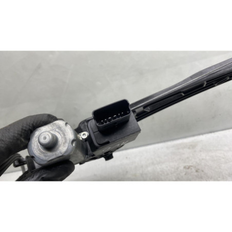 Leve vitre electrique avant droit PEUGEOT 3008 2 Photo n°1