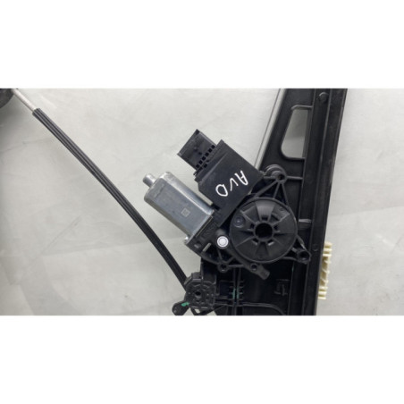 Leve vitre electrique avant droit PEUGEOT 3008 2