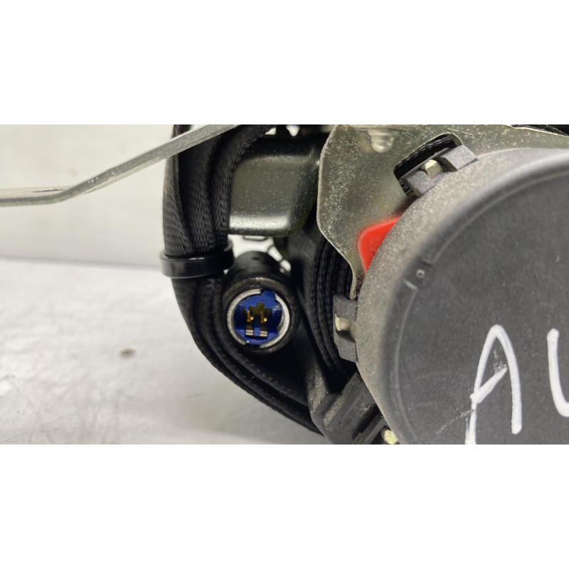 Pretensionneur de ceinture avant droit VOLKSWAGEN POLO 4 Photo n°3
