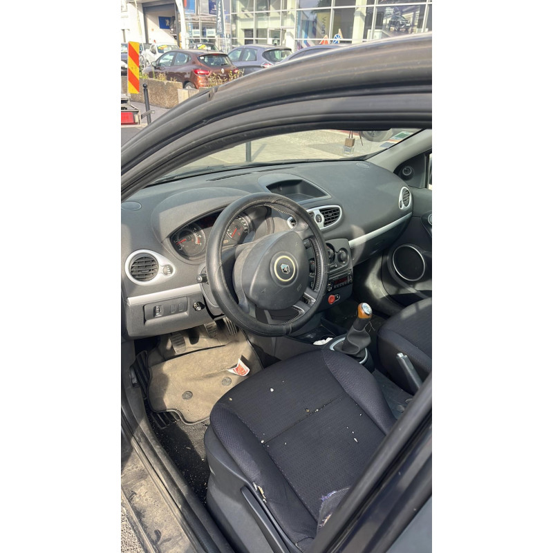 Air bag conducteur RENAULT CLIO 3 Photo n°4