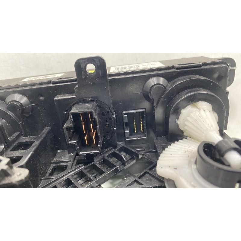 Commande chauffage KIA PICANTO 2 Photo n°4