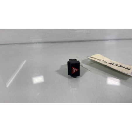 Bouton de warning CITROEN C4 PICASSO 2 Photo n°1