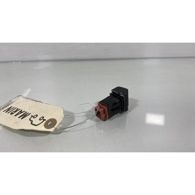 Bouton de warning CITROEN C4 PICASSO 2 Photo n°2