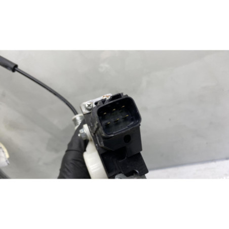Leve vitre electrique avant gauche KIA RIO 3 Photo n°1
