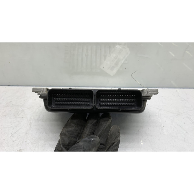 Calculateur moteur RENAULT TWINGO 1 Photo n°3
