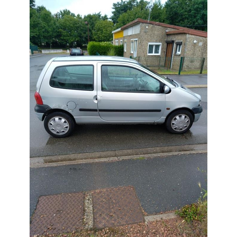 Calculateur moteur RENAULT TWINGO 1 Photo n°11