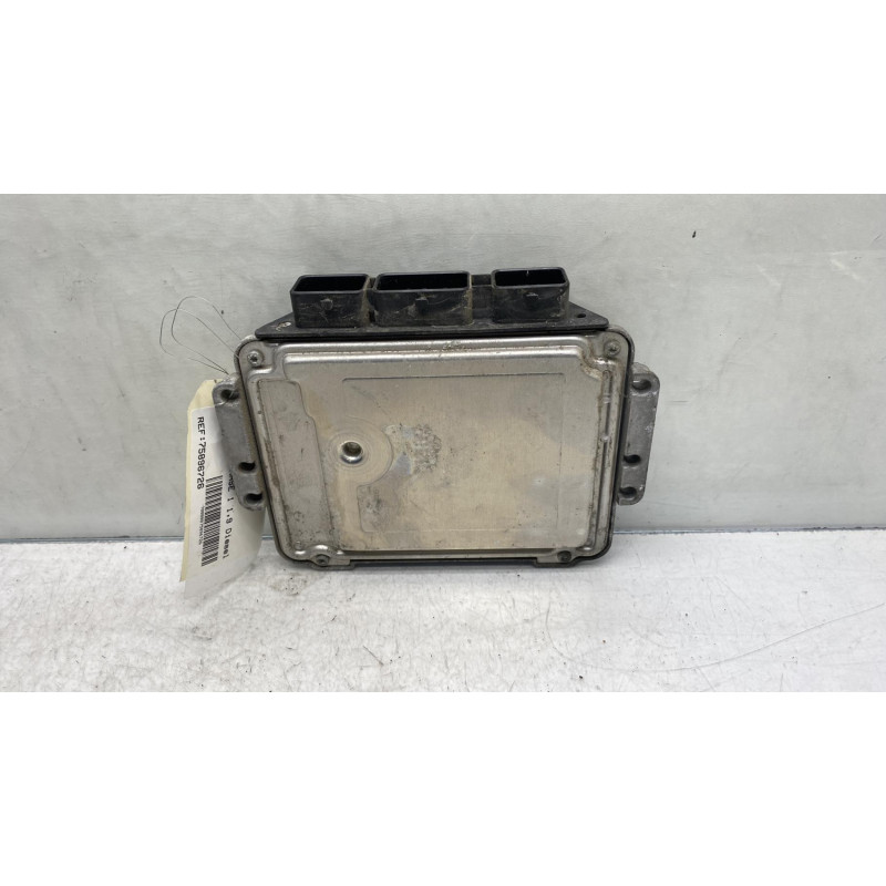 Calculateur moteur OPEL VIVARO 1 Photo n°2