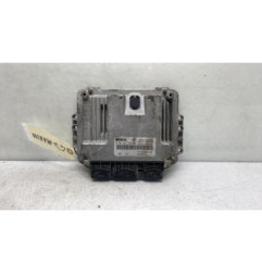 Calculateur moteur OPEL VIVARO 1