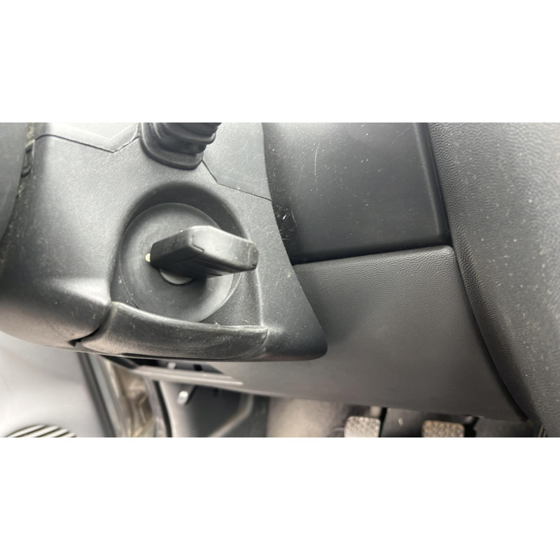 Poignee porte avant droit OPEL CORSA C Photo n°16