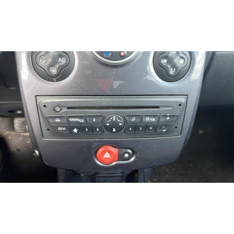 Verin de coffre RENAULT CLIO 3 Photo n°9