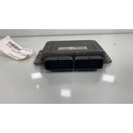Calculateur moteur RENAULT CLIO 2