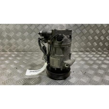 Compresseur clim RENAULT CLIO 4 Photo n°1