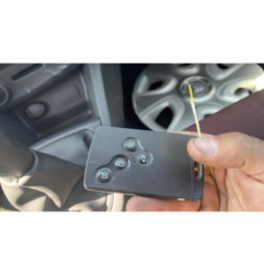 Pivot de moyeu avant gauche RENAULT CLIO 4