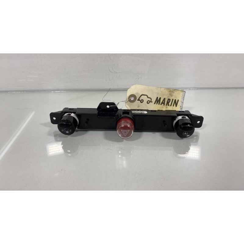 Bouton de warning FIAT 500 2 Photo n°3