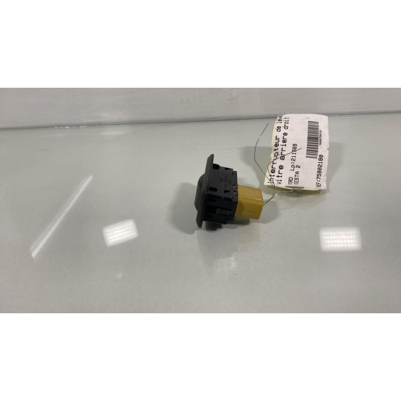Interrupteur de leve vitre arriere droit FORD FIESTA 6 Photo n°3
