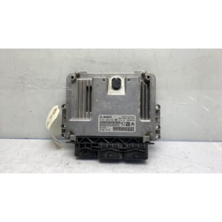 Calculateur moteur PEUGEOT 308 2 SW Photo n°1
