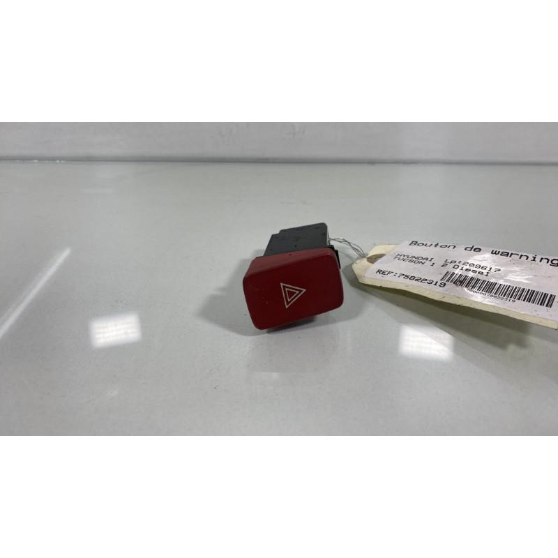 Bouton de warning HYUNDAI TUCSON 1 Photo n°2