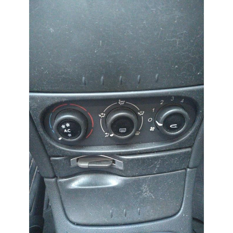 Porte avant gauche RENAULT LAGUNA 2 Photo n°10