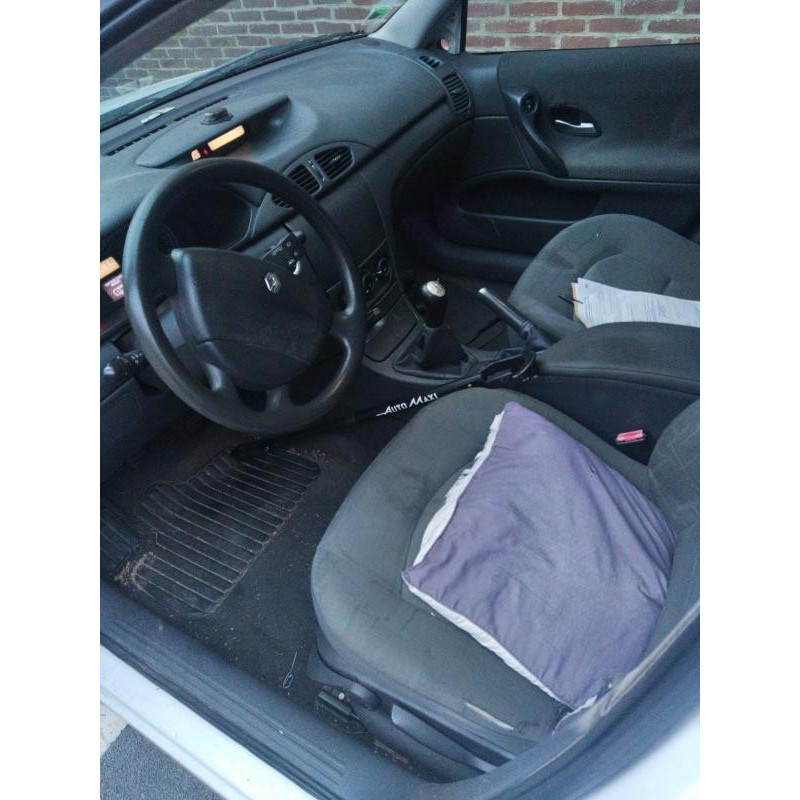 Poignee interieur arriere droit RENAULT LAGUNA 2 Photo n°14