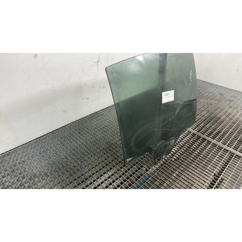 Vitre arriere droit BMW SERIE 7 F01 Photo n°3