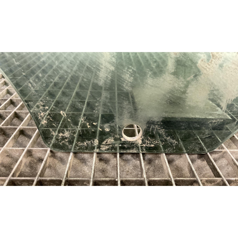 Vitre arriere droit BMW SERIE 7 F01 Photo n°5