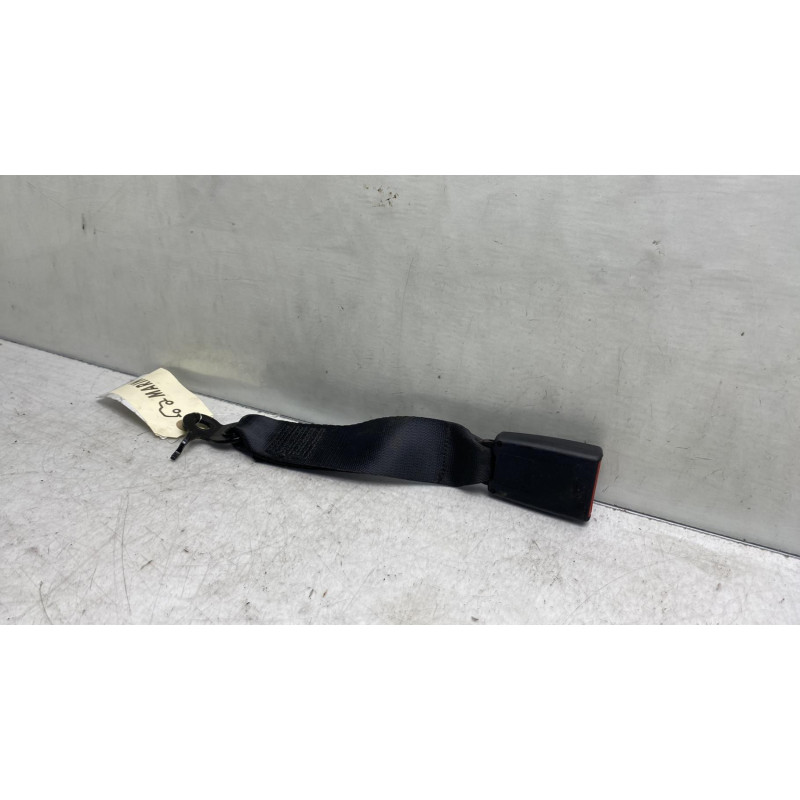 Attache ceinture arriere centrale BMW SERIE 7 F01 Photo n°4