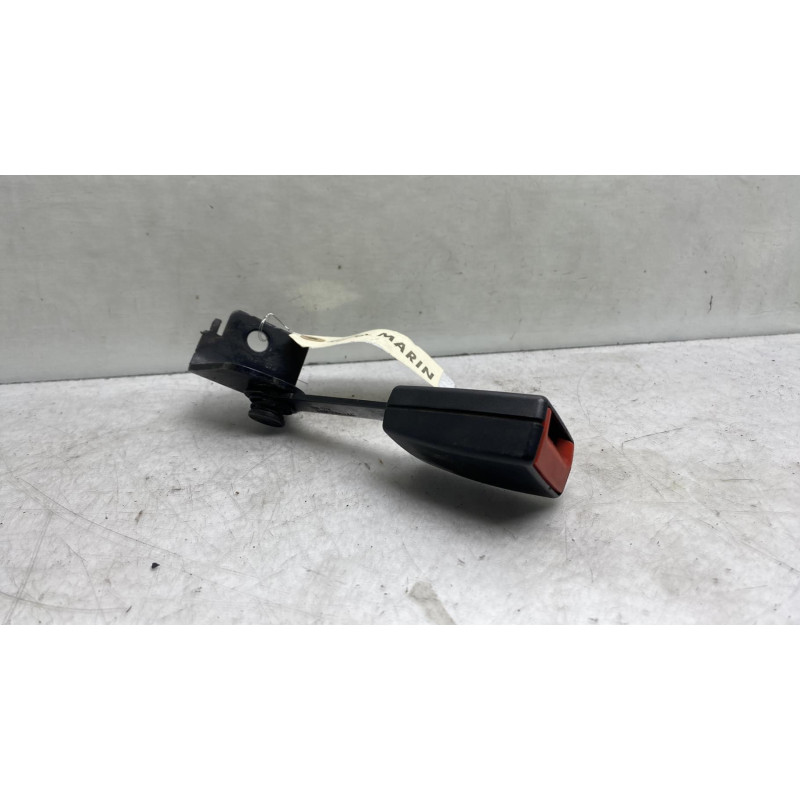 Attache ceinture arriere gauche BMW SERIE 7 F01 Photo n°2